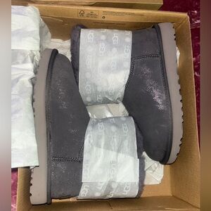 UGG Bailey glitter Gray Short Boots New in box $160 size 6